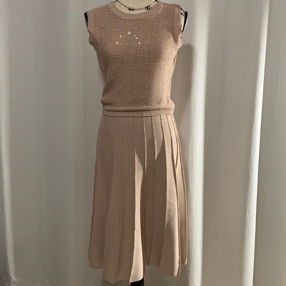Vintage Oscar dela Renta Rose colored dress.